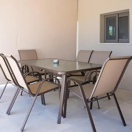 ヴィラ Vrahinari Kounopetra