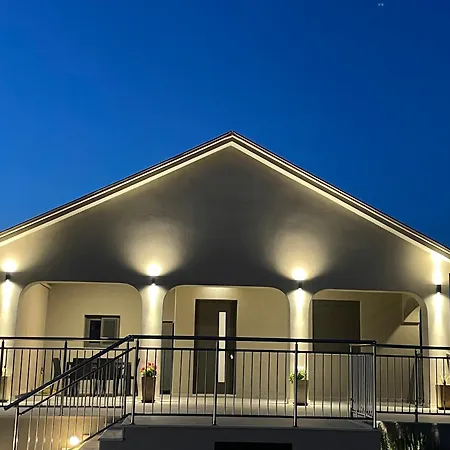 Vrahinari Villa *